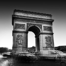 Arc de Triomphe - Paris black and white photograph